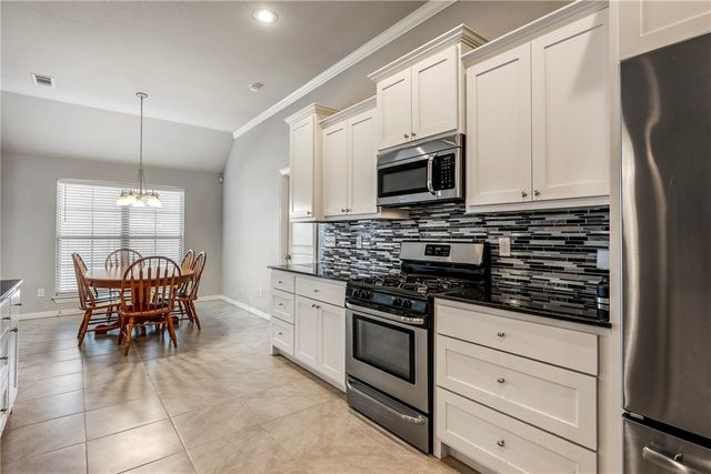 4004 SW Flintstone Way, Bentonville, AR 72713