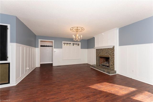 298 Apache Drive, Winston-salem, NC 27107