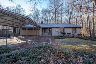 298 Apache Drive, Winston-salem, NC 27107