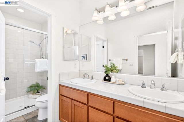 153 Gillette Pl 100, Livermore, CA 94550