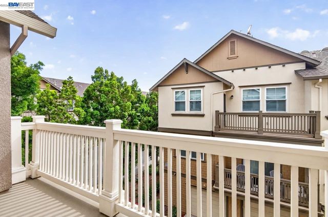 153 Gillette Pl 100, Livermore, CA 94550