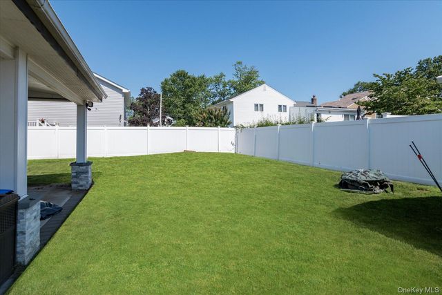 857 Virginia Avenue, North Bellmore, NY 11710