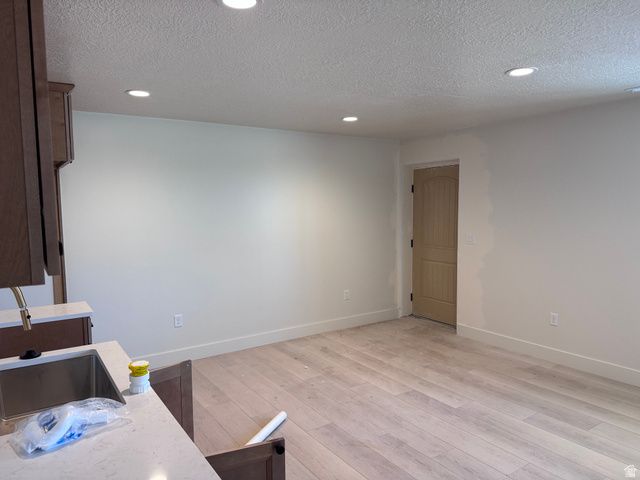 3031 W SOLACE ST, Syracuse, UT 84075