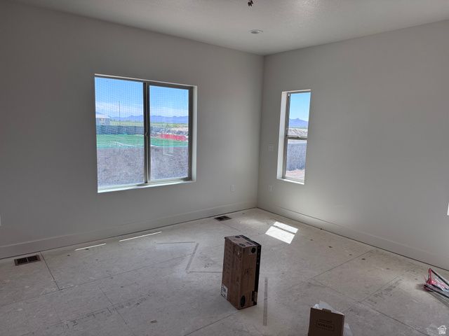 3031 W SOLACE ST, Syracuse, UT 84075