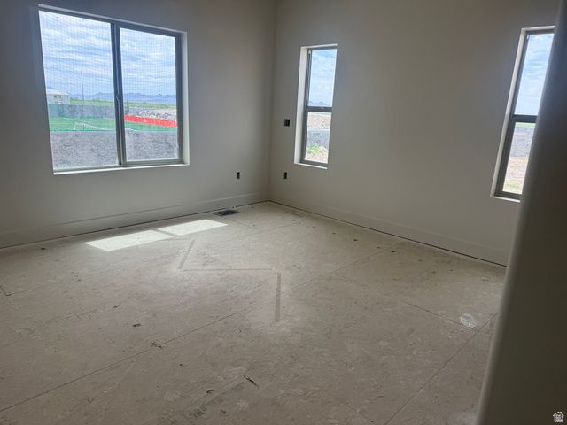 3031 W SOLACE ST, Syracuse, UT 84075