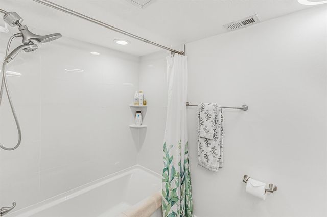 1850 Charlesmont Drive 119, Indialantic, FL 32903
