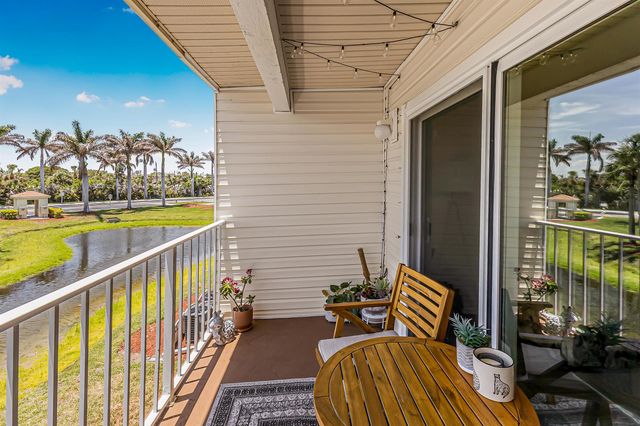 1850 Charlesmont Drive 119, Indialantic, FL 32903