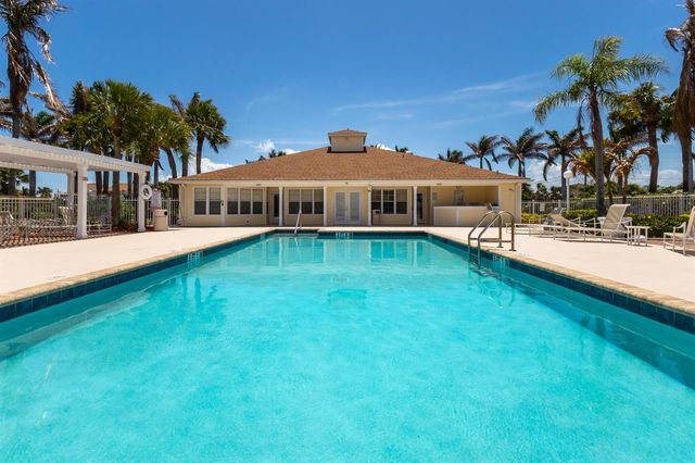 1850 Charlesmont Drive 119, Indialantic, FL 32903