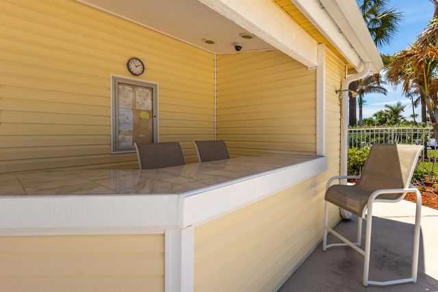 1850 Charlesmont Drive 119, Indialantic, FL 32903