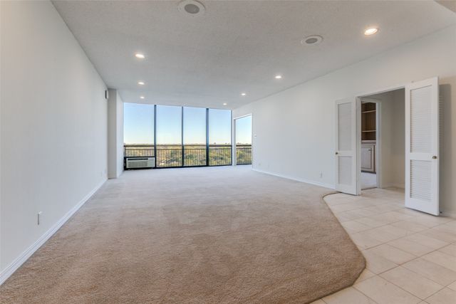 6335 W Northwest Highway 815, Dallas, TX 75225