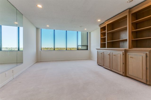 6335 W Northwest Highway 815, Dallas, TX 75225