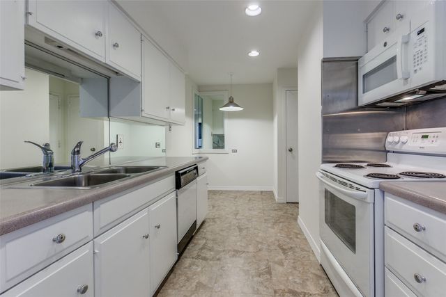 6335 W Northwest Highway 815, Dallas, TX 75225