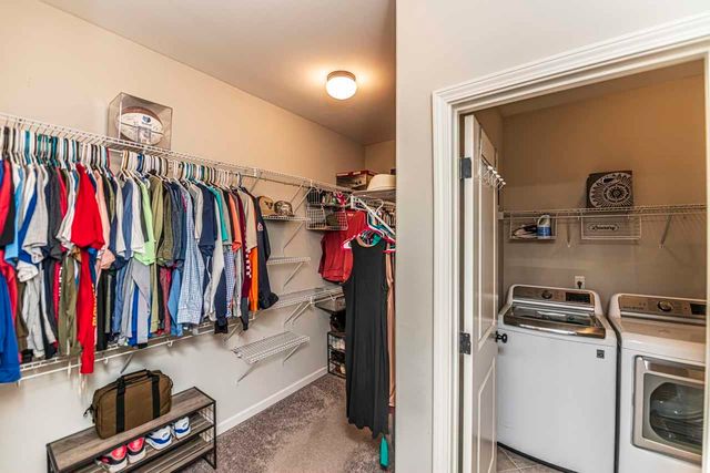 240 DOGWOOD SPRINGS DR, Oakland, TN 38060