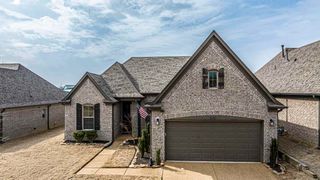 240 DOGWOOD SPRINGS DR, Oakland, TN 38060