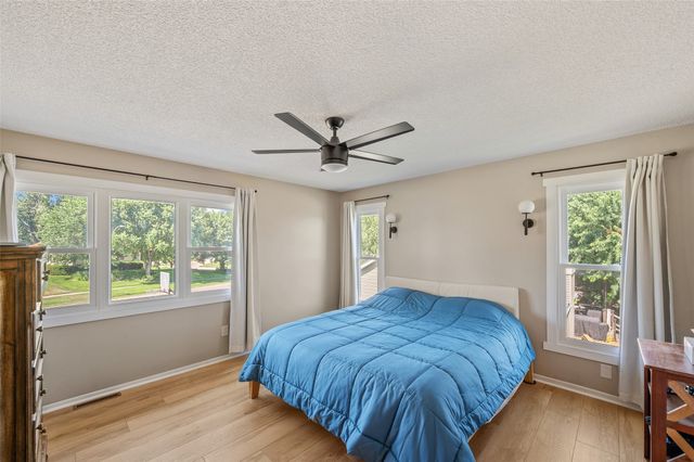 10220 Clark Street, Clive, IA 50325
