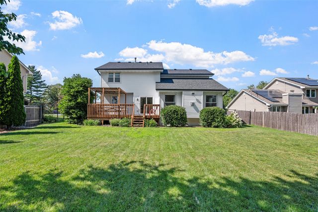 10220 Clark Street, Clive, IA 50325