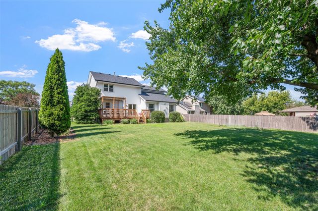 10220 Clark Street, Clive, IA 50325
