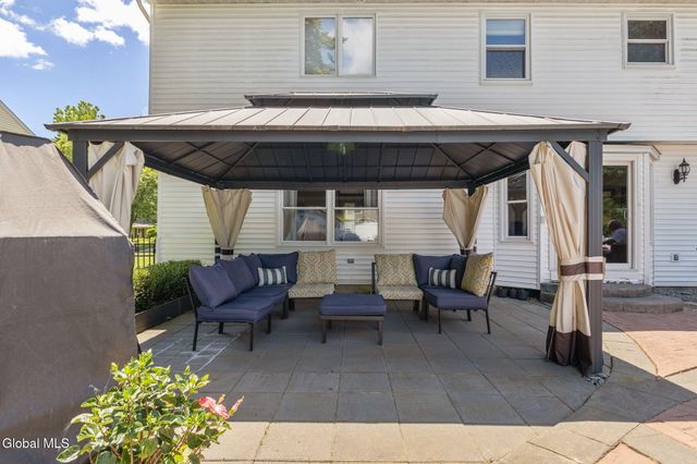 607 Salvia Lane, Guilderland, NY 12303