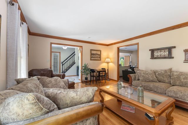 607 Salvia Lane, Guilderland, NY 12303