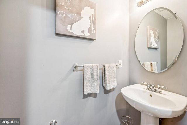 118 SOUTH AVE, Swedesboro, NJ 08085