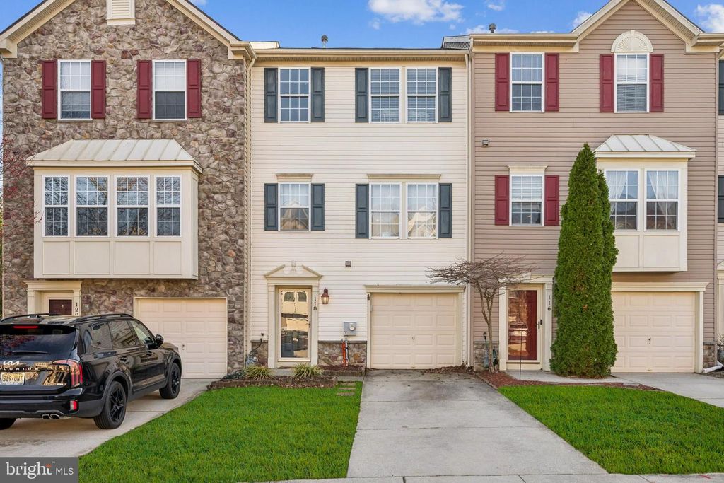 118 SOUTH AVE, Swedesboro, NJ 08085