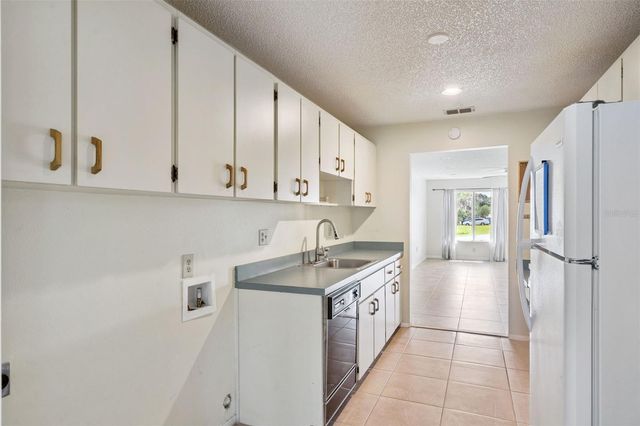 30213 TAVARES RIDGE BOULEVARD 30213, Tavares, FL 32778