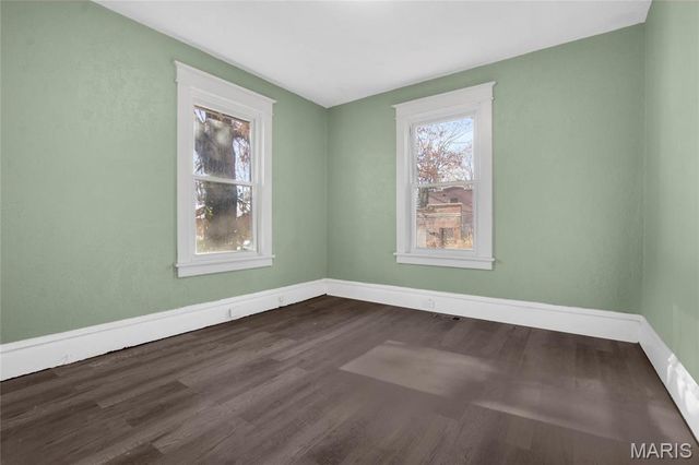 2140 Crescent Avenue, St Louis, MO 63121