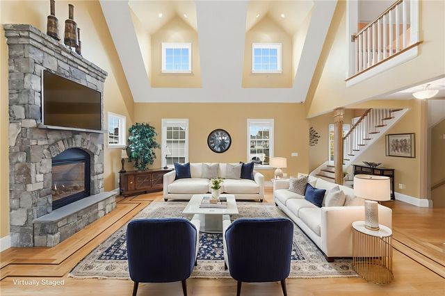 71 Norton Avenue, Cranston, RI 02920