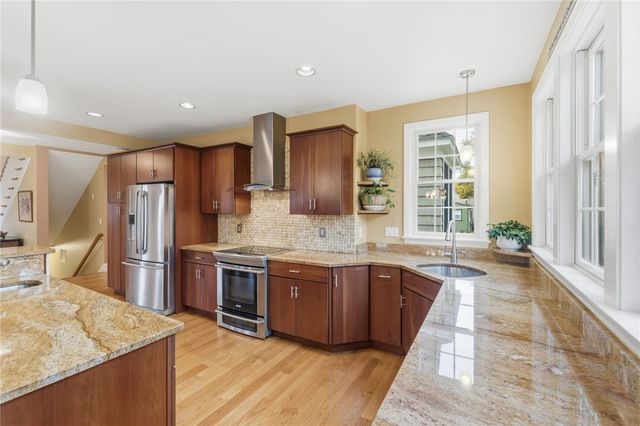 71 Norton Avenue, Cranston, RI 02920