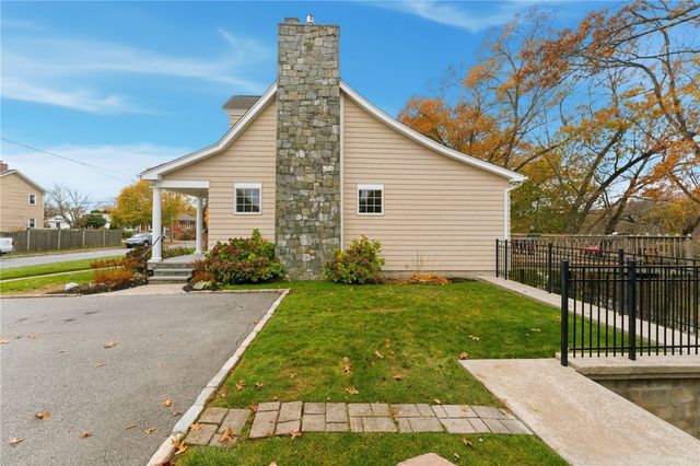 71 Norton Avenue, Cranston, RI 02920