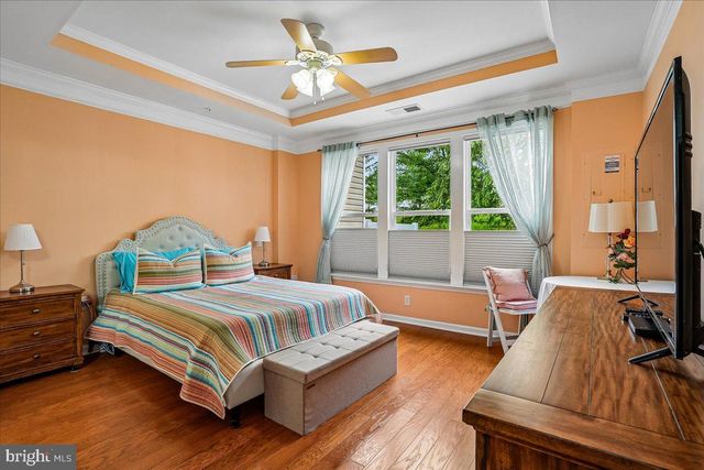 193 LONG POINT DR, Fredericksburg, VA 22406