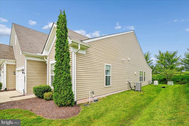 193 LONG POINT DR, Fredericksburg, VA 22406