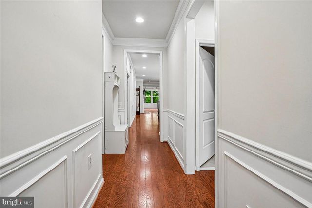 193 LONG POINT DR, Fredericksburg, VA 22406