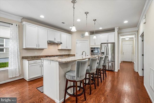 193 LONG POINT DR, Fredericksburg, VA 22406