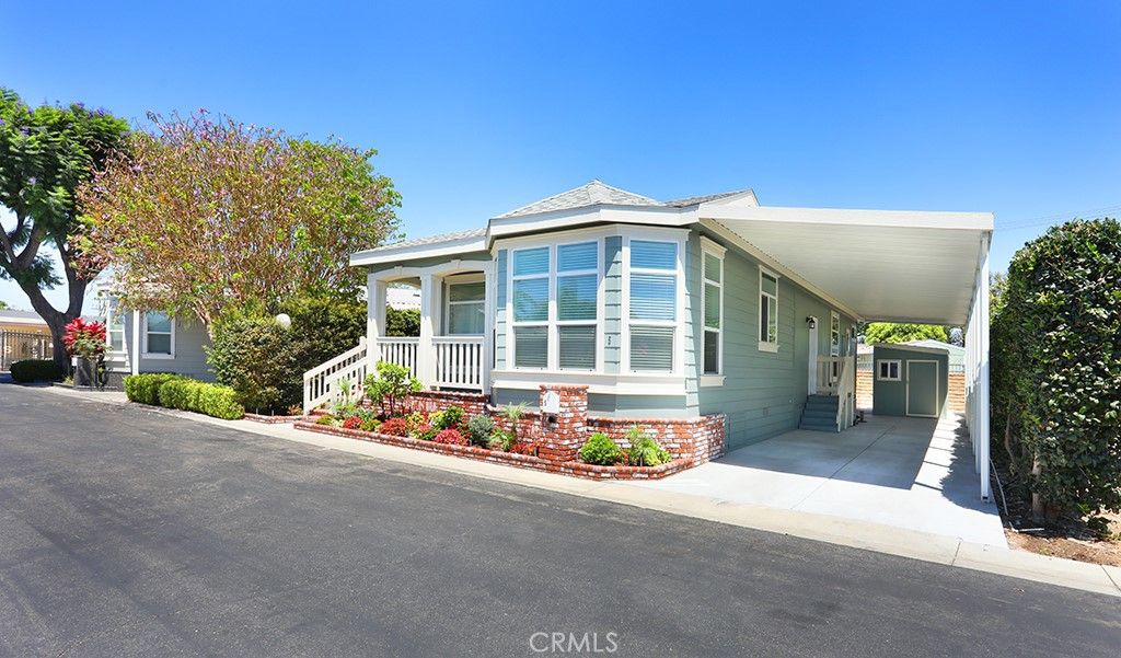 Image 1 of property listing at 5 Buena Vista, Tustin, CA 92680