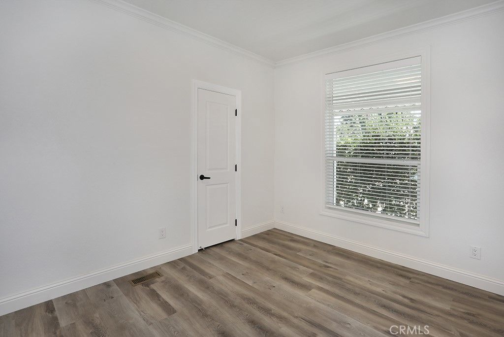 Image 18 of property listing at 5 Buena Vista, Tustin, CA 92680
