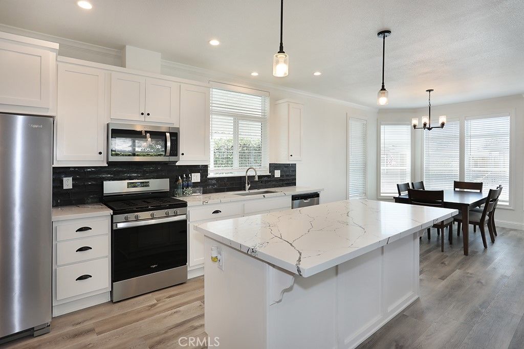 Image 5 of property listing at 5 Buena Vista, Tustin, CA 92680