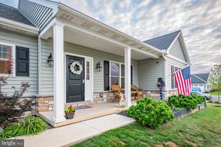 125 LINDSEY LN, Elizabethtown, PA 17022