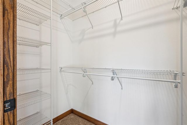 707 NE 5th Avenue, Independence, IA 50644