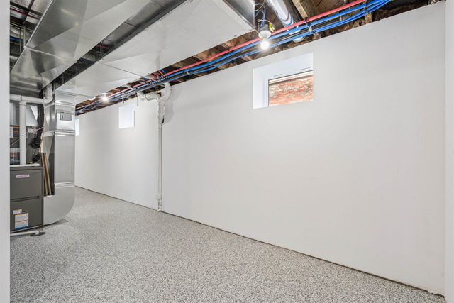 707 NE 5th Avenue, Independence, IA 50644