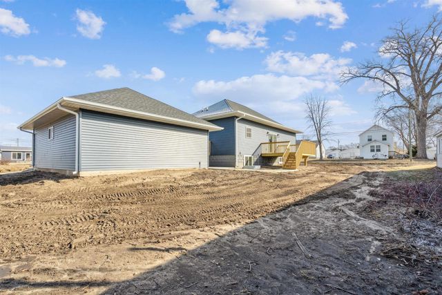707 NE 5th Avenue, Independence, IA 50644
