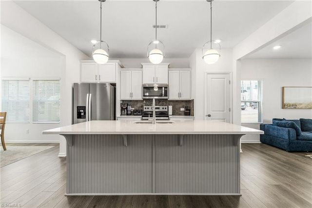 1705 Granby Heights Drive, Winston-salem, NC 27103