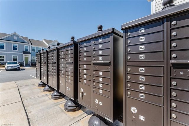 1705 Granby Heights Drive, Winston-salem, NC 27103