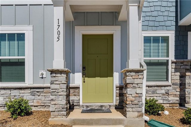 1705 Granby Heights Drive, Winston-salem, NC 27103