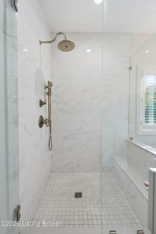 303 Longview Park Pl, Louisville, KY 40245