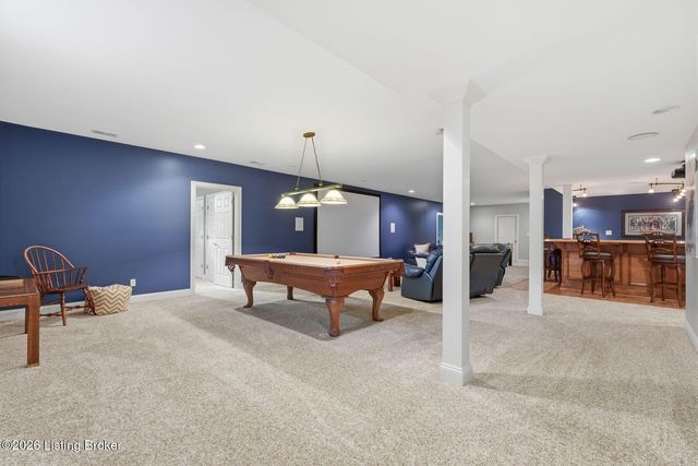 303 Longview Park Pl, Louisville, KY 40245