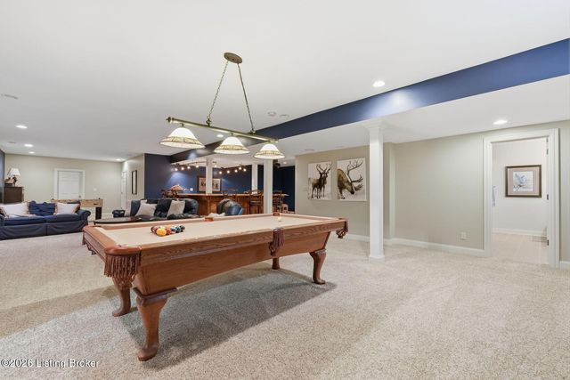 303 Longview Park Pl, Louisville, KY 40245