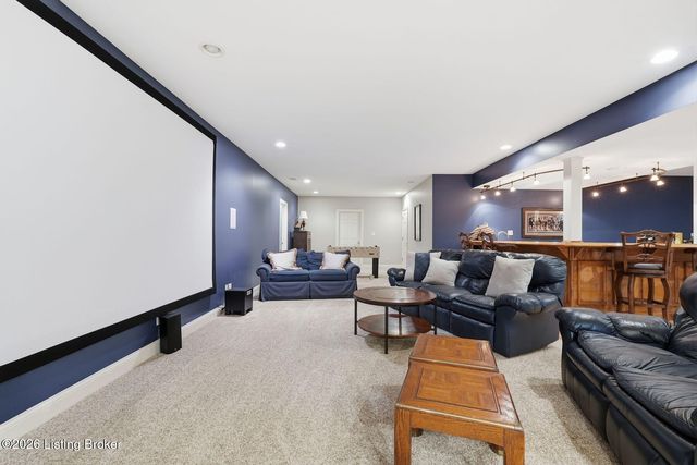 303 Longview Park Pl, Louisville, KY 40245