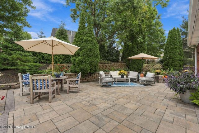 303 Longview Park Pl, Louisville, KY 40245