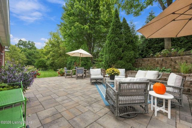 303 Longview Park Pl, Louisville, KY 40245